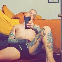 PunkedBoy offline chatrum