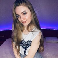 KimFoXxX's Offline Chat Room