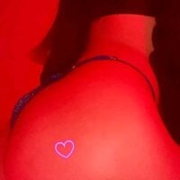 Candy_Pervertx's Offline Chat Room