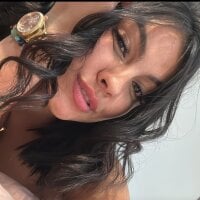 alesianovaa webcam model