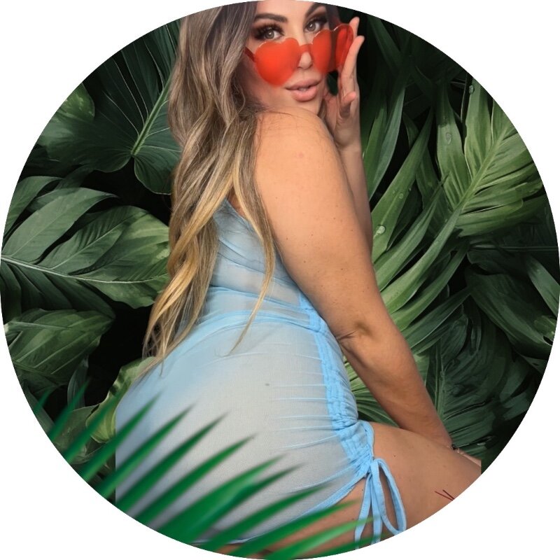 lovely_beast's nudes and profile