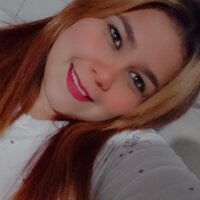 mila303av's Offline Chat Room