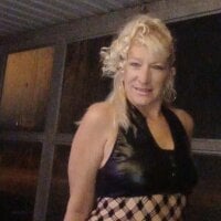 blonde2go's Avatar Pic