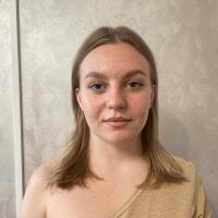 VaviaNovie's Offline Chat Room