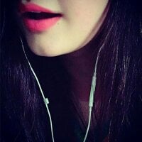 yourHotnishabhabhi's Offline Chat Room