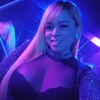 bella_exotichot webcam model