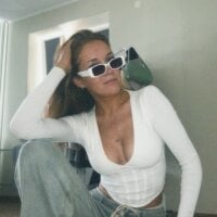 Vianoraa webcam model