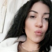 PussyDolss' Offline Chat Room