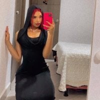 Emmily_Savage webcam model