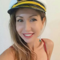 Femme_Fatale35's Offline Chat Room