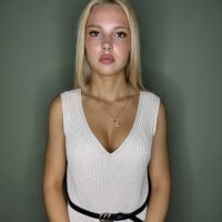 ErinnBuckalew webcam model