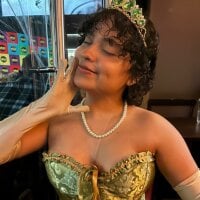 lou_cute webcam model