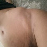 xxxxxkiara's Avatar Pic