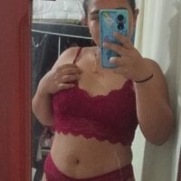 ShairaVelour webcam model