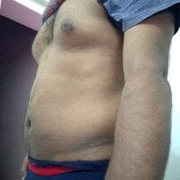 yashasxvids' Offline Chat Room