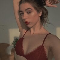 SarahLessardd's Profile Pic