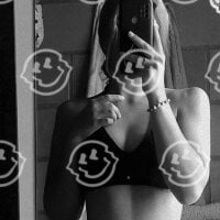 ZAHIRA_SIMONS' Offline Chat Room