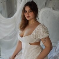 mary_wye's Avatar Pic