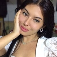 pamela18_sexy's Offline Chat Room