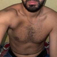 Arabic_male07 webcam