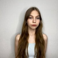 MariaJonees' Offline Chat Room