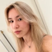 MariamCrissey model avatar