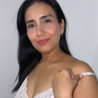 Luna_desire05 webcam model