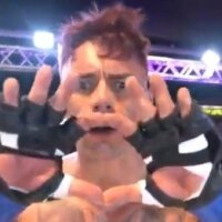 LutaBangBang303 Adlı Modelin Çevrimdışı Sohbet Odası