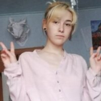 Alex_Camber's Offline Chat Room