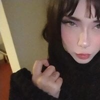 noahdarkdolly webcam model