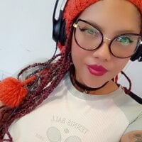 gigi1326 model avatar