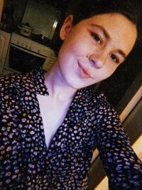 ToryTayler webcam model