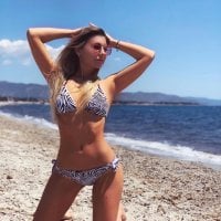 NikaTasty's Offline Chat Room