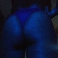 Islandtingz90's Offline Chat Room