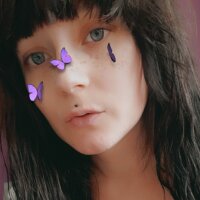 octoberquinn_'s Offline Chat Room