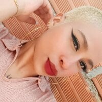 cloemorwen webcam model