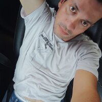 camilomaduro's Offline Chat Room