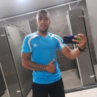 esteban_miller's Offline Chat Room