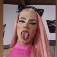 money_Ts_ webcam