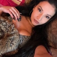 MissKataleyaa model avatar