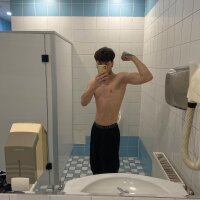 Hotboy240 Immagine Avatar