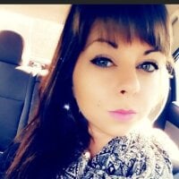 peachesnkush21's Offline Chat Room