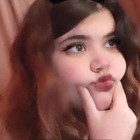 Mica_bonitaa webcam model