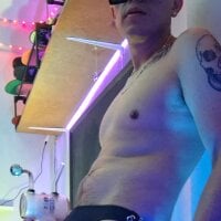 URIELMEXICAN webcam