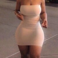 chloe_sexy20's Offline Chat Room