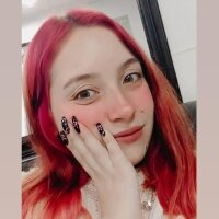 Caitlyn___'s Offline Chat Room