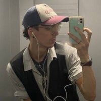 OLIVER__MARTINEZ webcam
