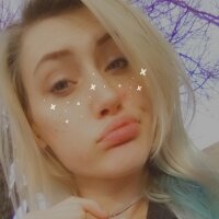 goddessvsdemon's Offline Chat Room