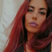 chelaboom's Offline Chat Room