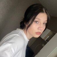 AnltaRoss' Offline Chat Room